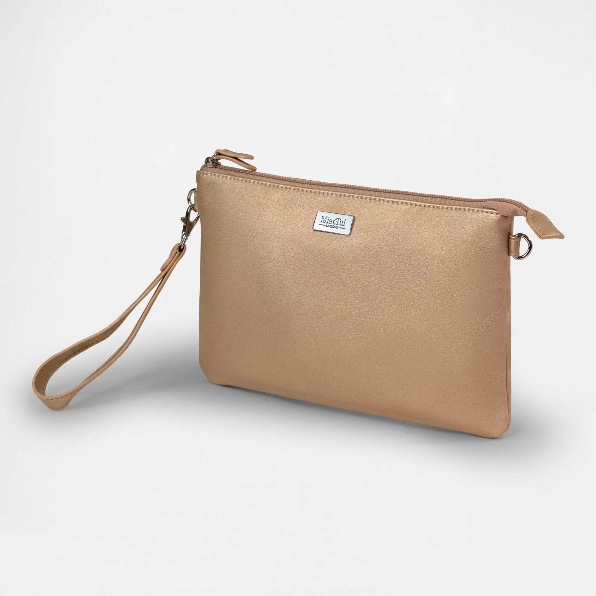 Cleo - Image 5