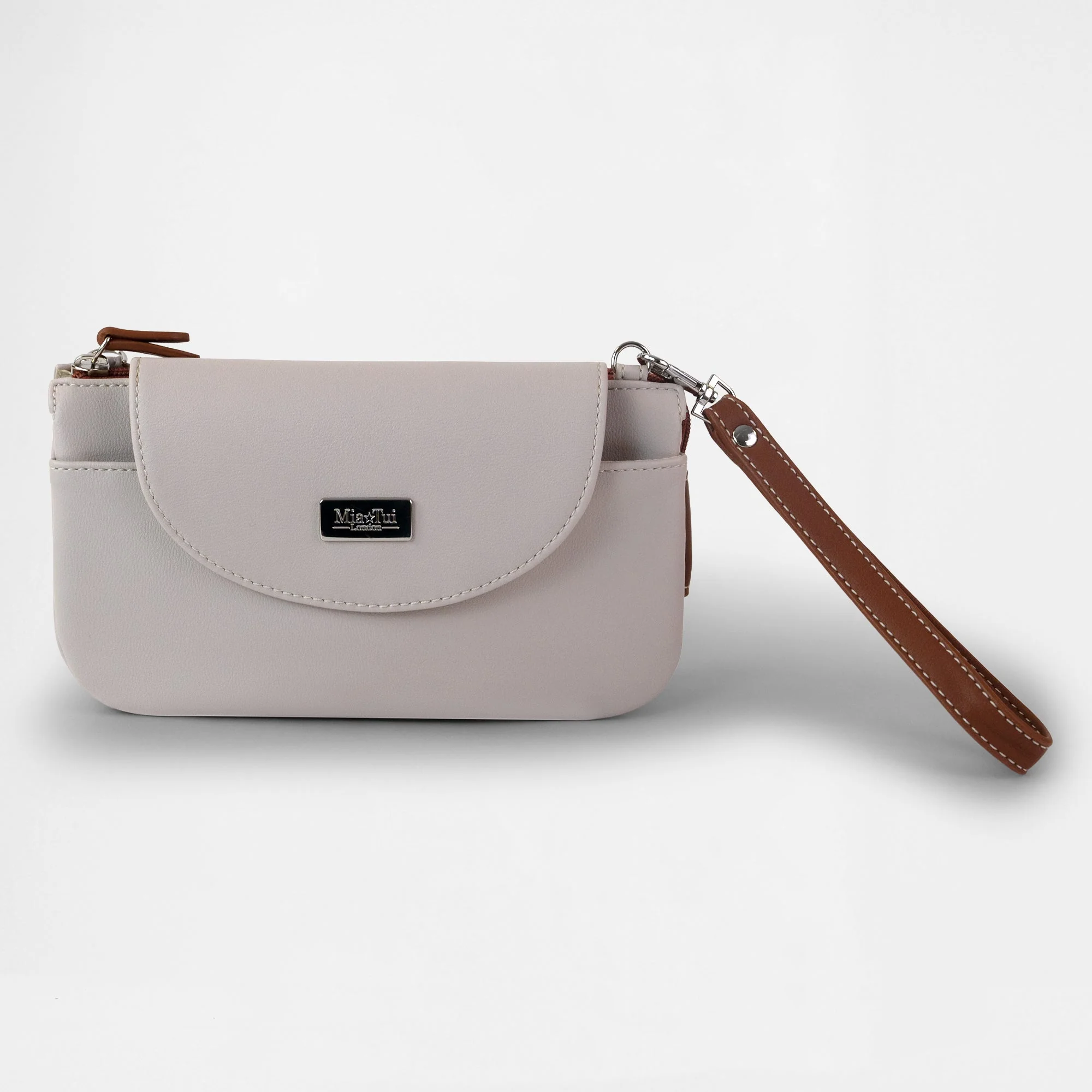 Isobel - Image 11