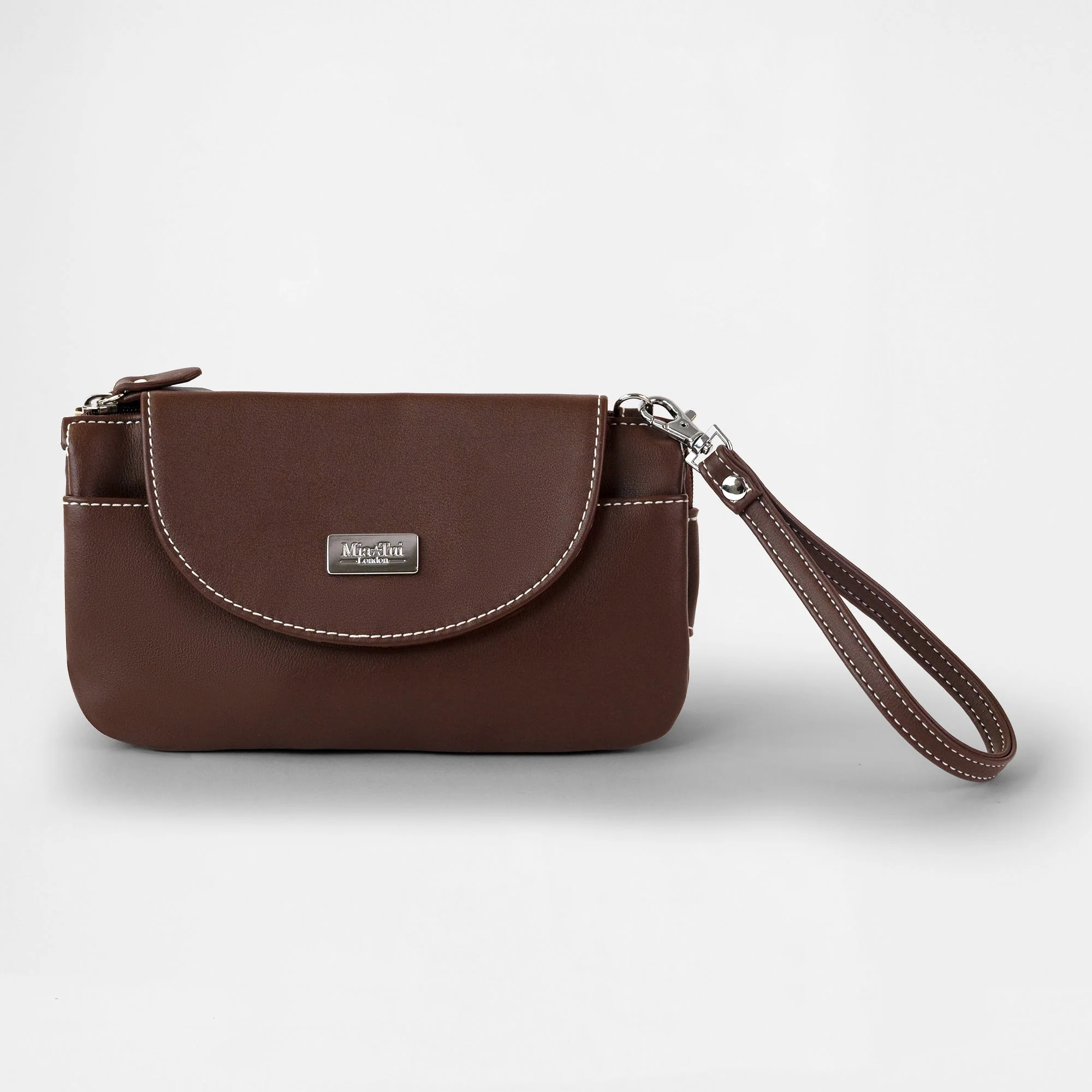 Isobel - Image 12