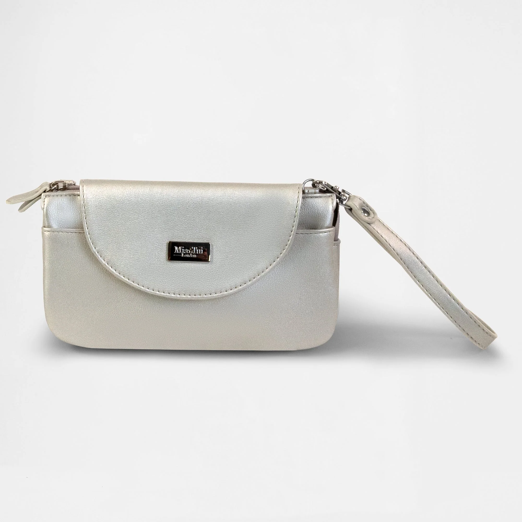 Isobel - Image 14