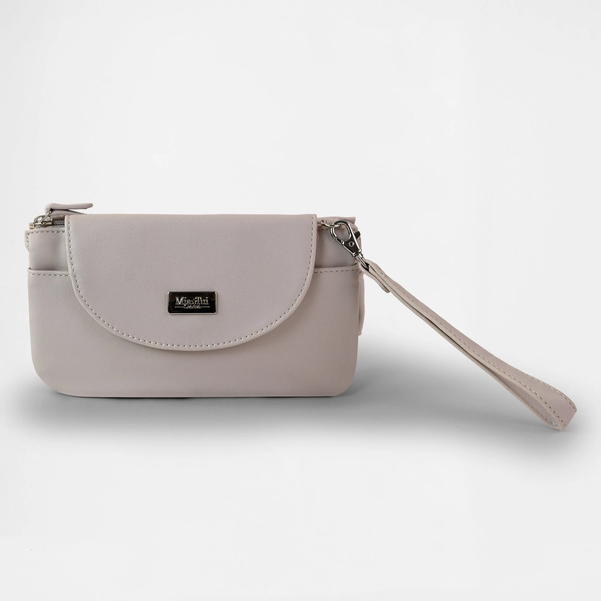 Isobel - Image 15