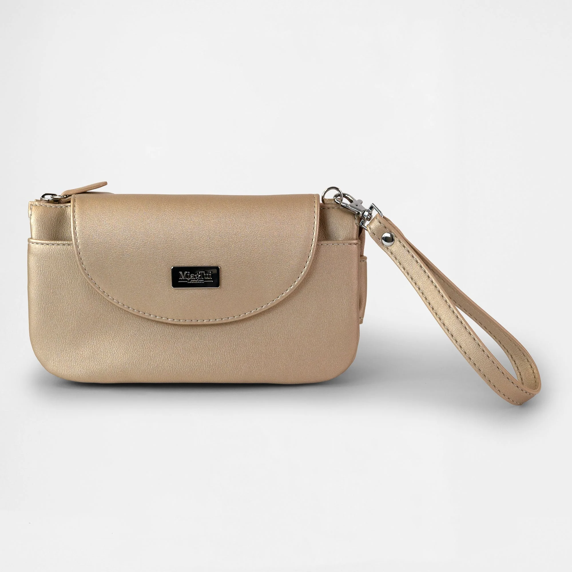 Isobel - Image 7