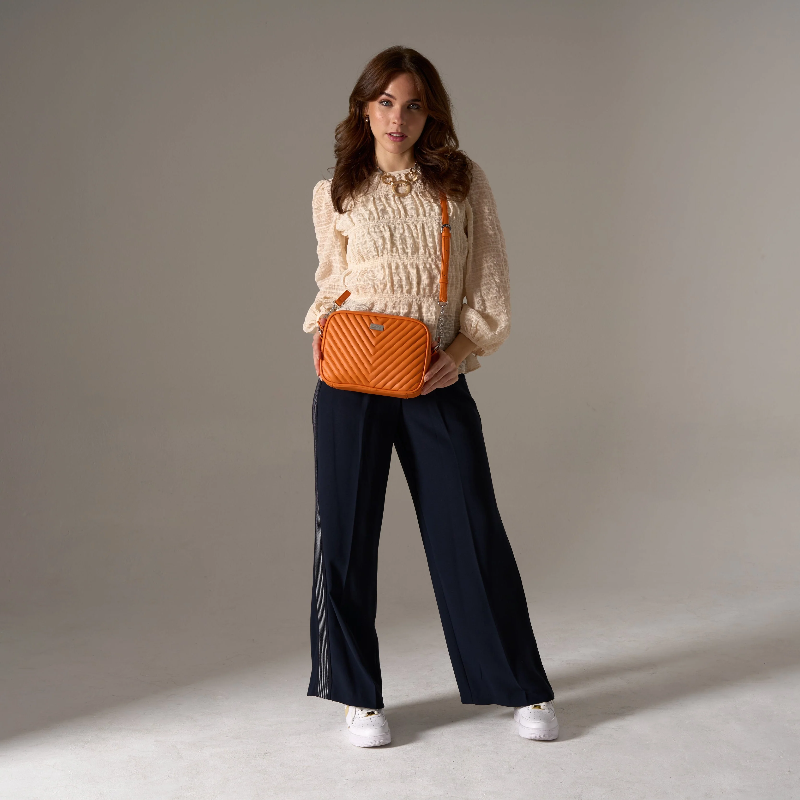 Large Chelsea - Outlet - Image 2