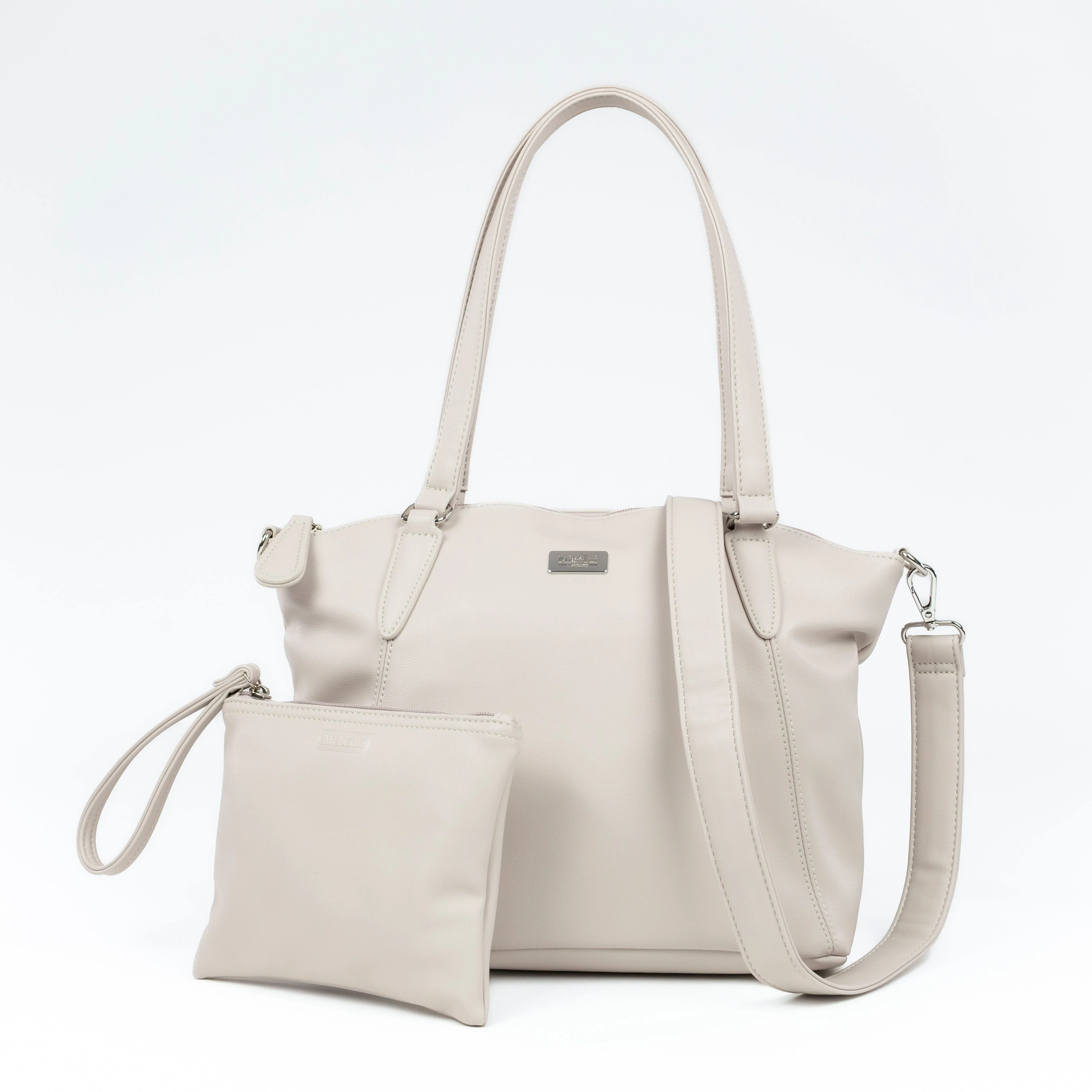 Samantha - Image 11