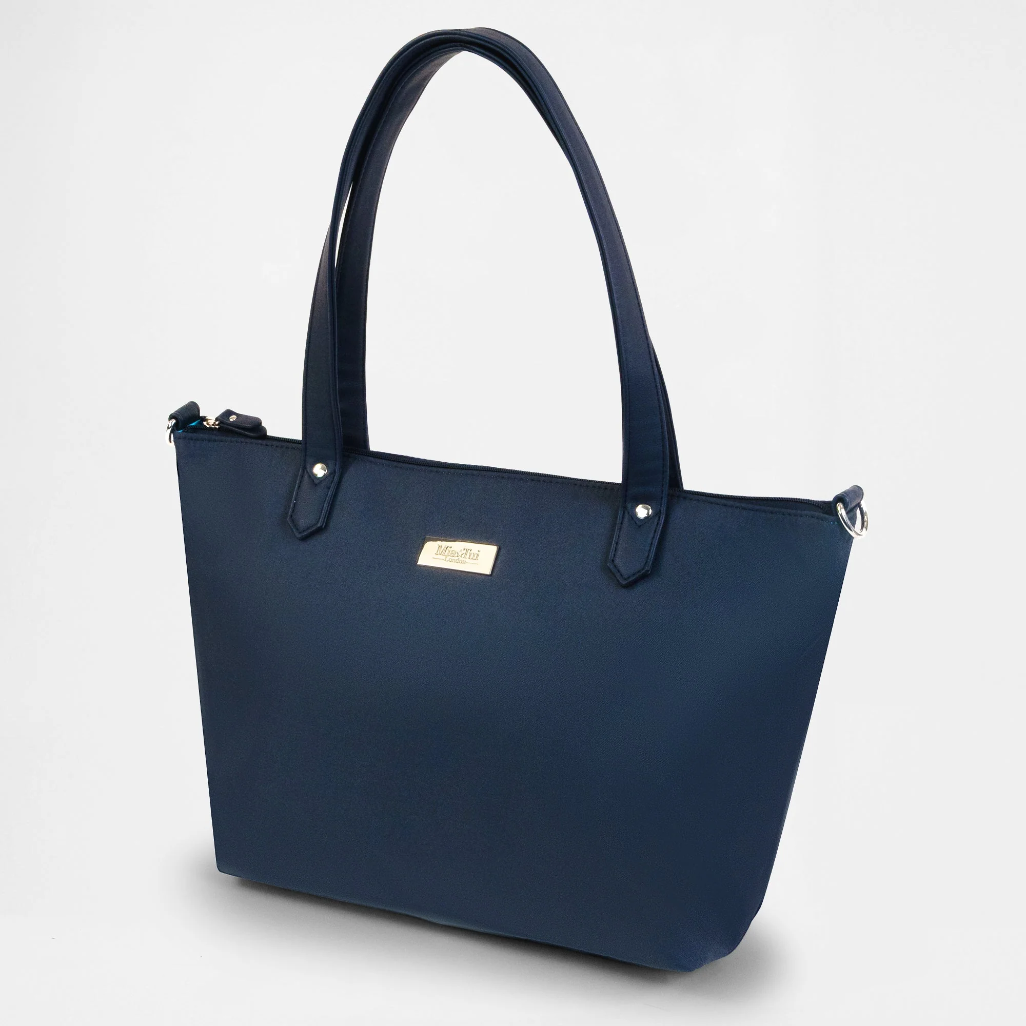 Zoe - Image 5